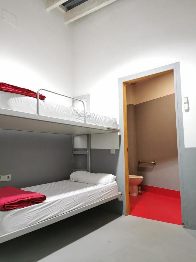 Traveller Box Hostel Sevilla Exterior foto